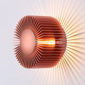 Applique murale LED soleil en aluminium or rose — vue 1