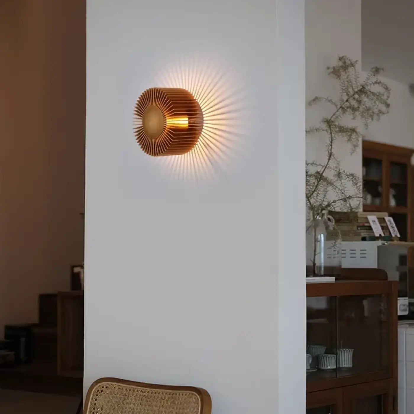 Applique murale LED soleil en aluminium or rose — vue 4