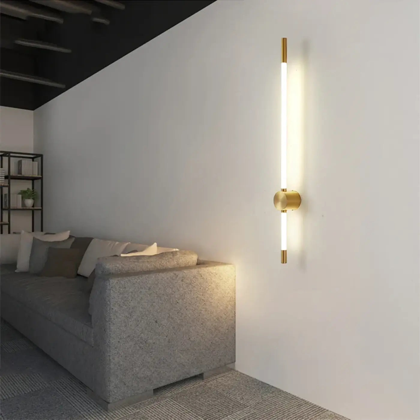 Applique murale LED tube long doré ou noir dimmable — vue 3