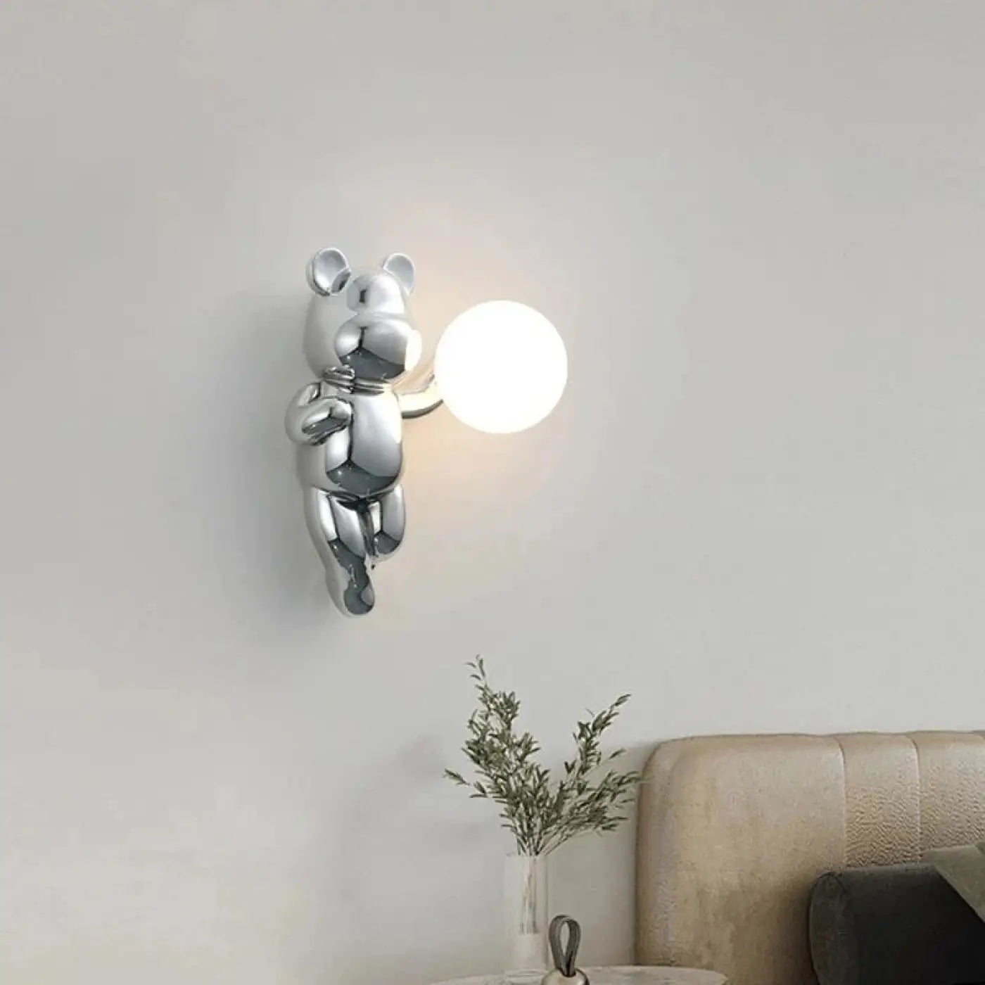 Applique murale LED verre et résine argentée art déco — vue 2