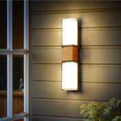 Applique murale LED verticale dorée 12W en aluminium — vue 3