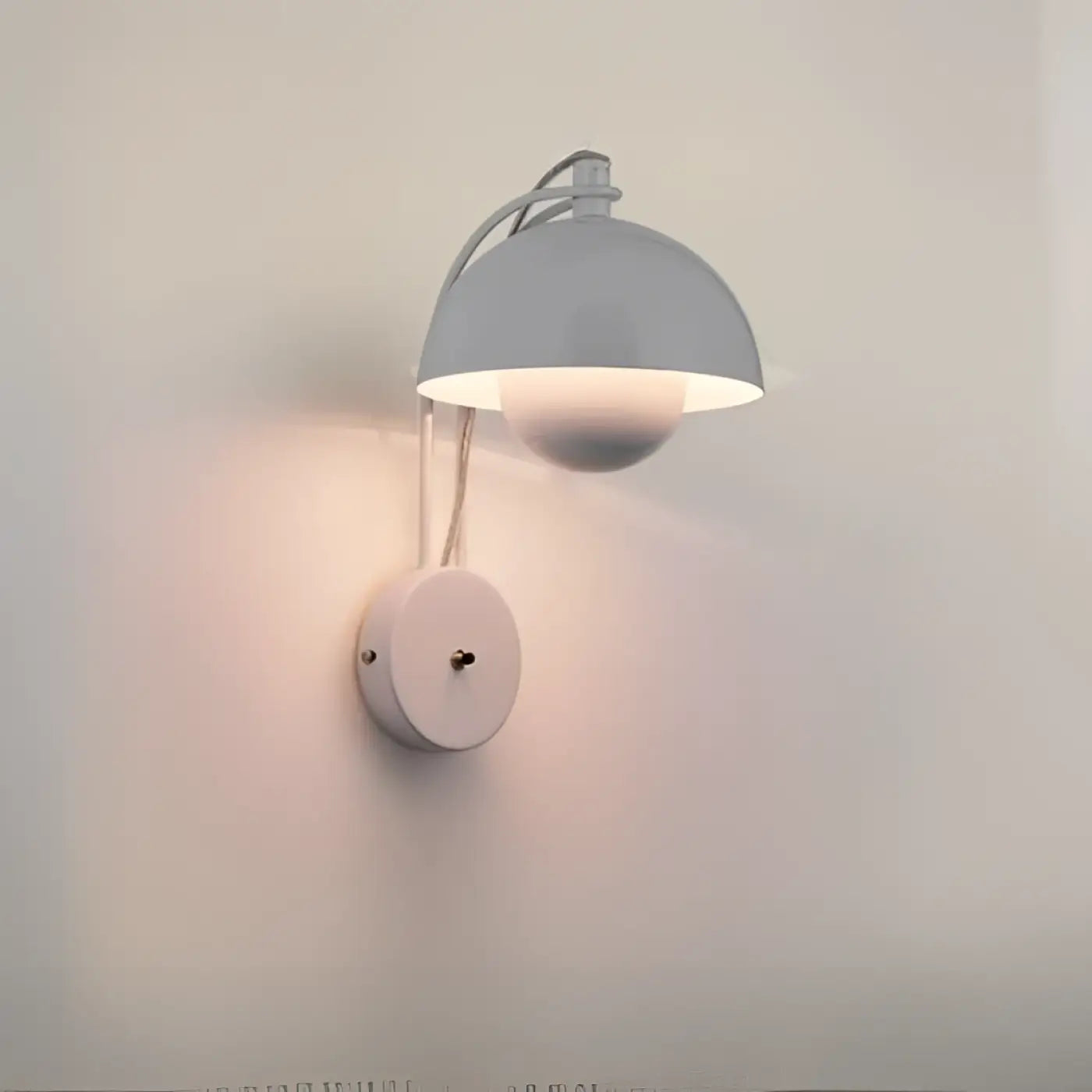 Applique murale LED vintage en métal coloré à abat-jour — vue 1