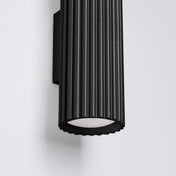 Applique murale noire cannelée en aluminium LED — vue 5