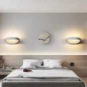 Applique murale scandinave en métal noir ou blanc — vue 2