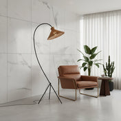 Curved design floor lamp | CURVA