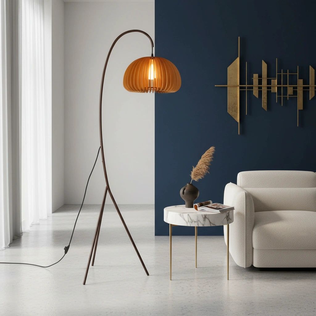 Curved design floor lamp | CURVA
