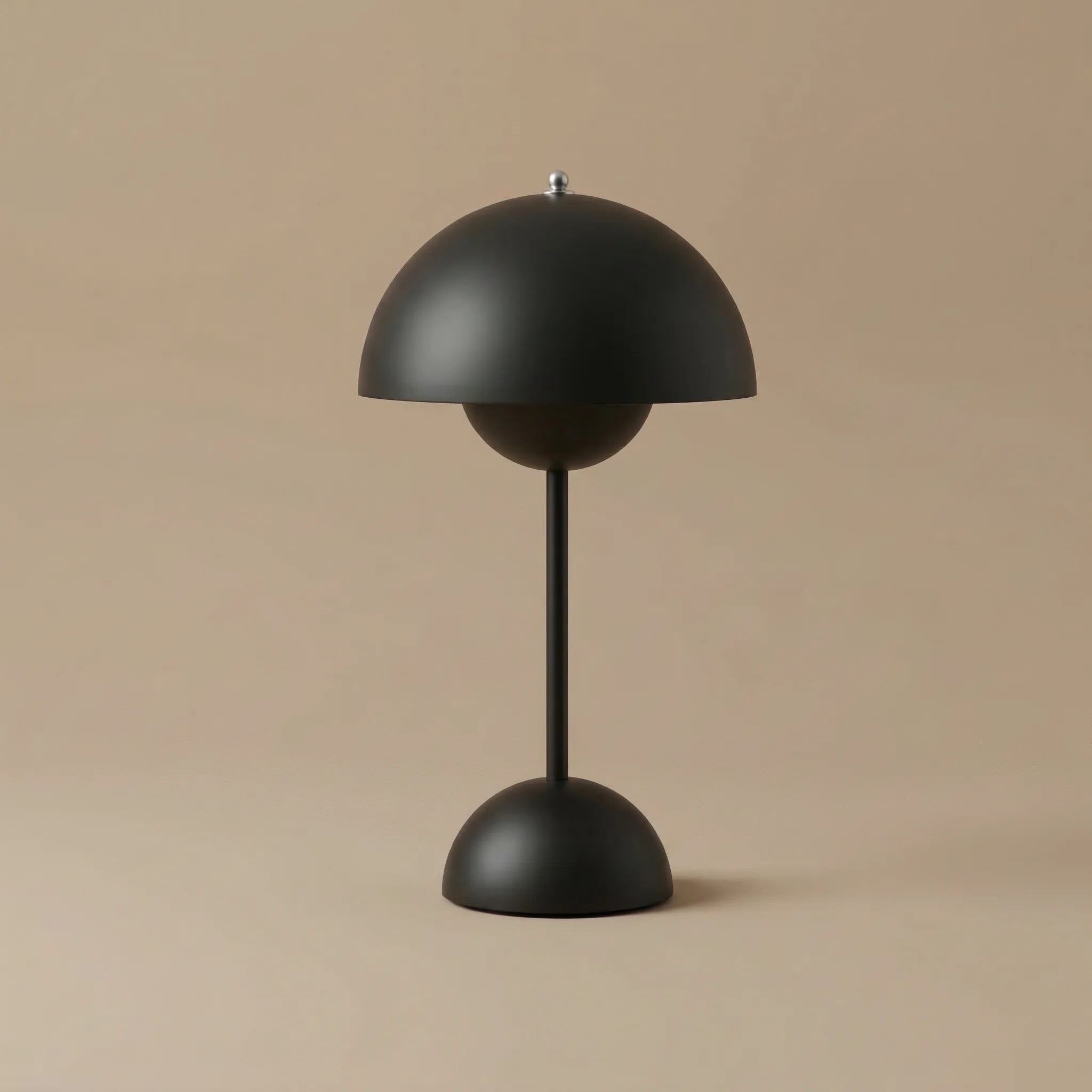 Table lamp | GOLOV