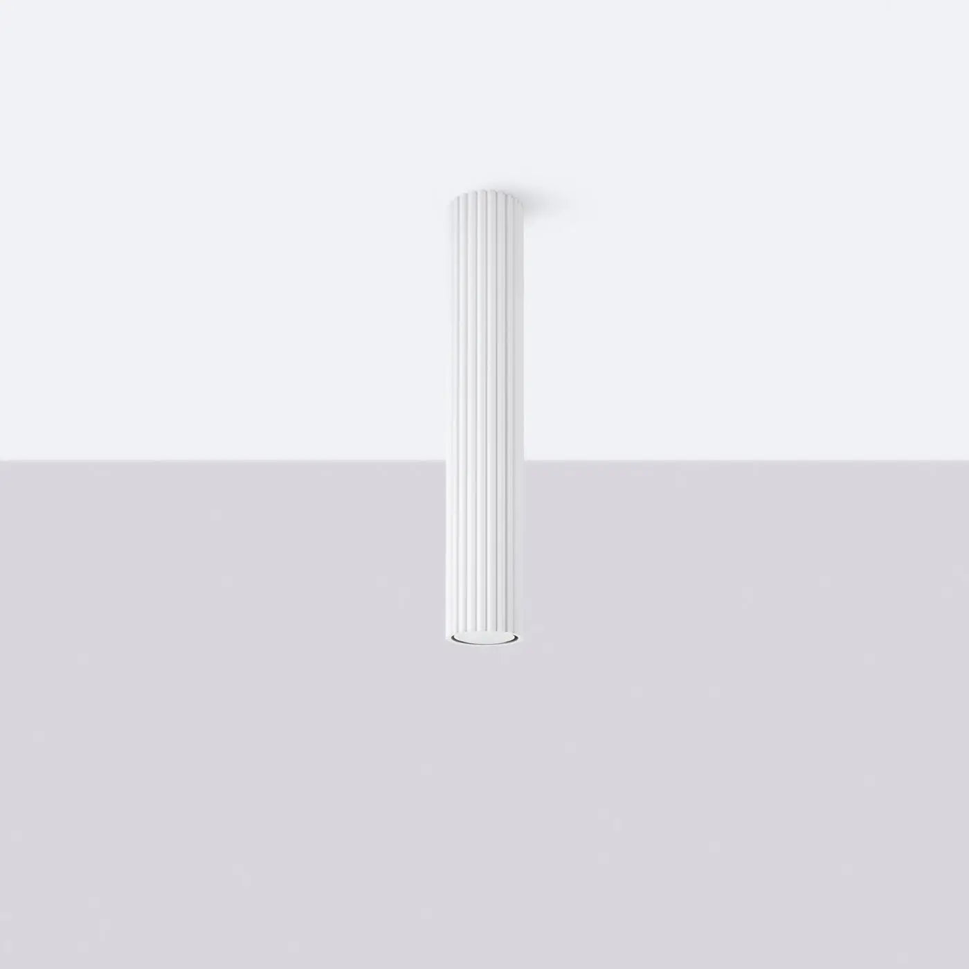luminaire-plafonnier-blanc-forme-cylindrique-texture-rainuree-470.webp