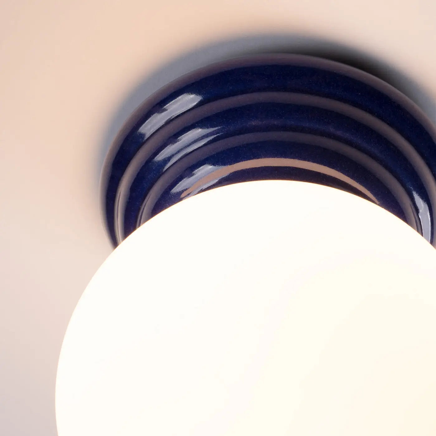 Minimalist ultramarine ceramic ceiling light | TUGU