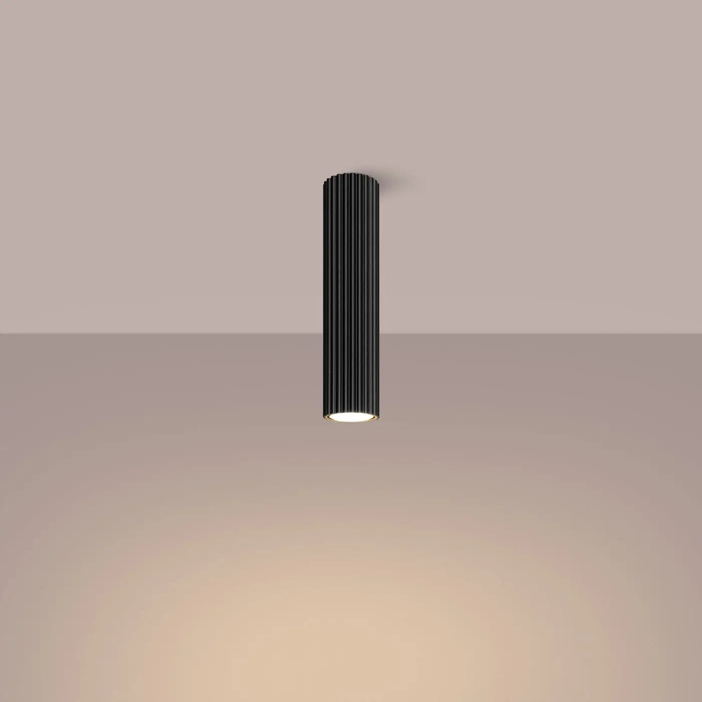 luminaire-plafonnier-cylindrique-noir-led-interieurs-nervures-264.webp
