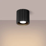 Minimalist black aluminium LED ceiling light | KEME