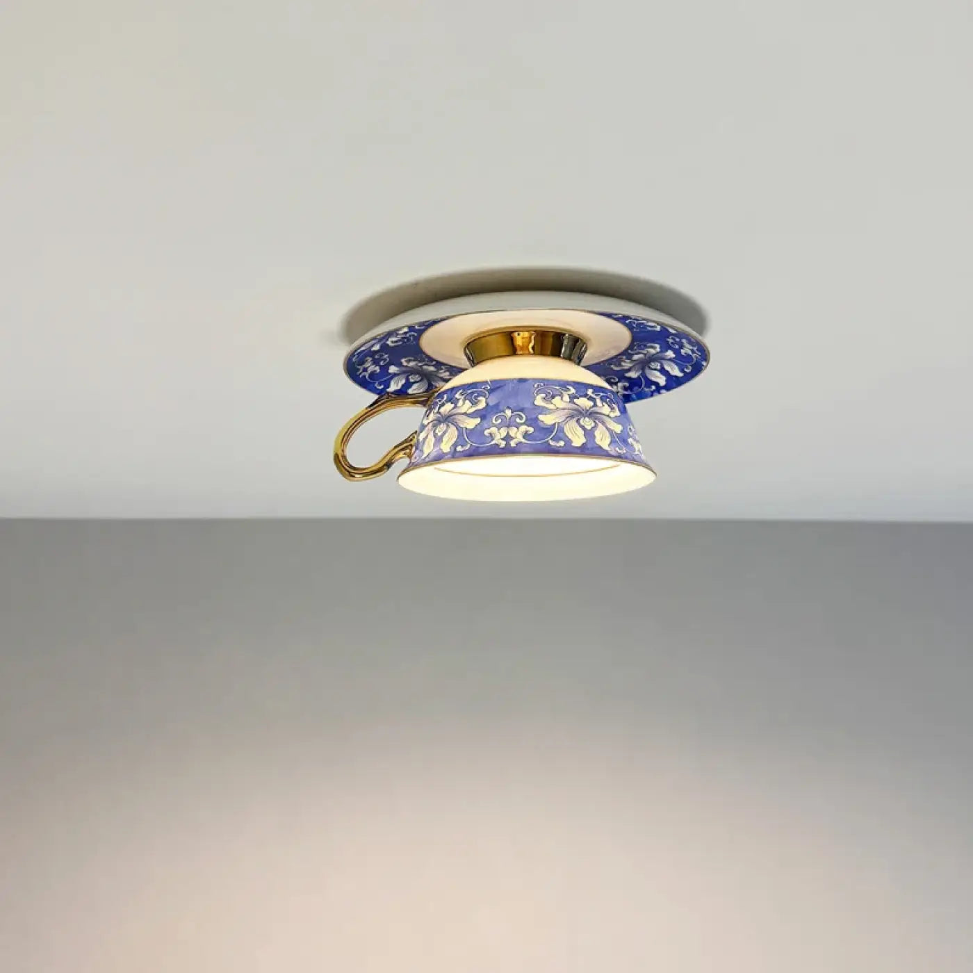 luminaire-plafonnier-design-forme-tasse-bleu-suspension-a-the-938.webp