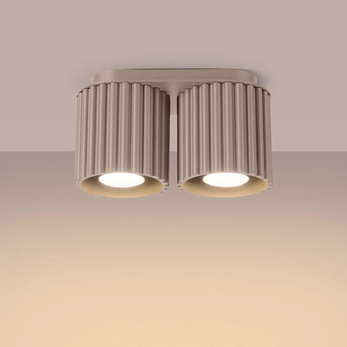 luminaire-plafonnier-double-cylindre-strie-taupe-design-moderne-526.webp