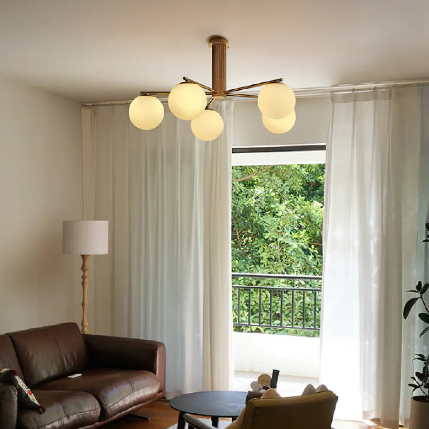 Glass and metal Scandinavian style ceiling light | FONOL