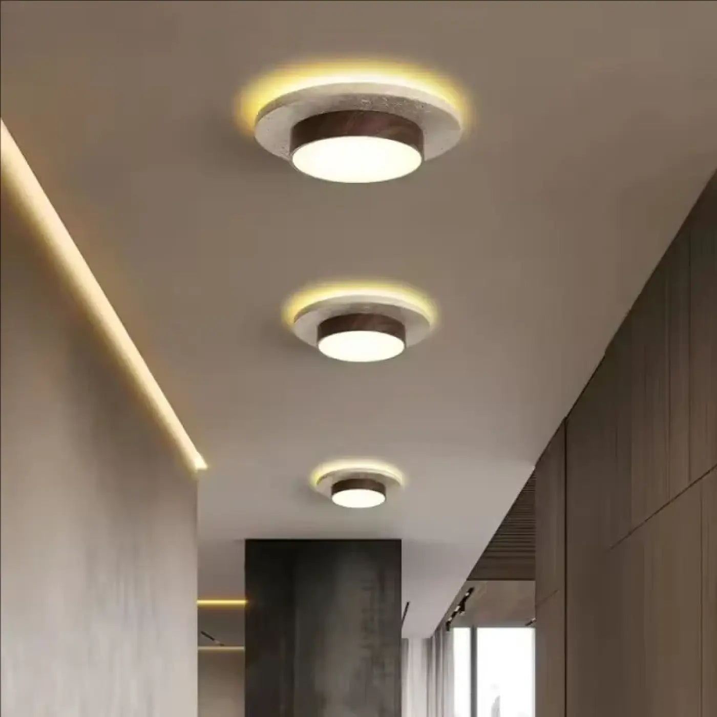Scandinavian round wood LED ceiling light | LUZU
