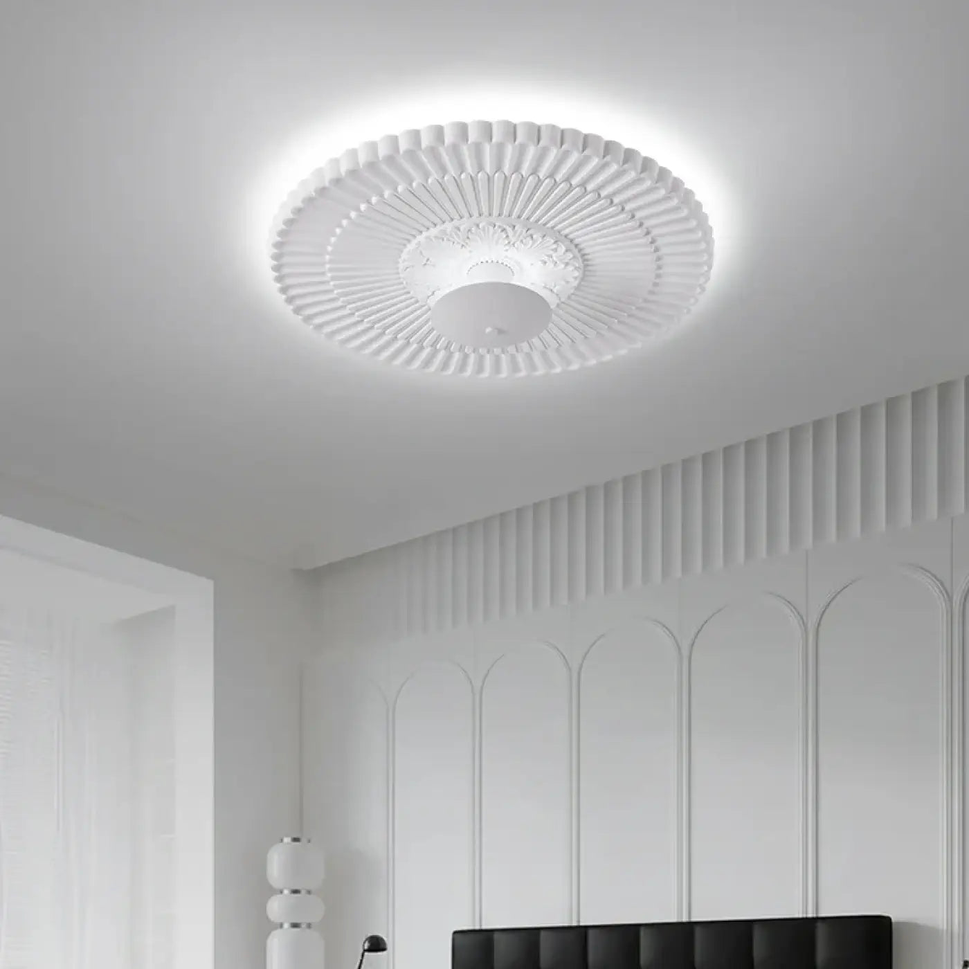 Modern round white LED ceiling light | VUGO