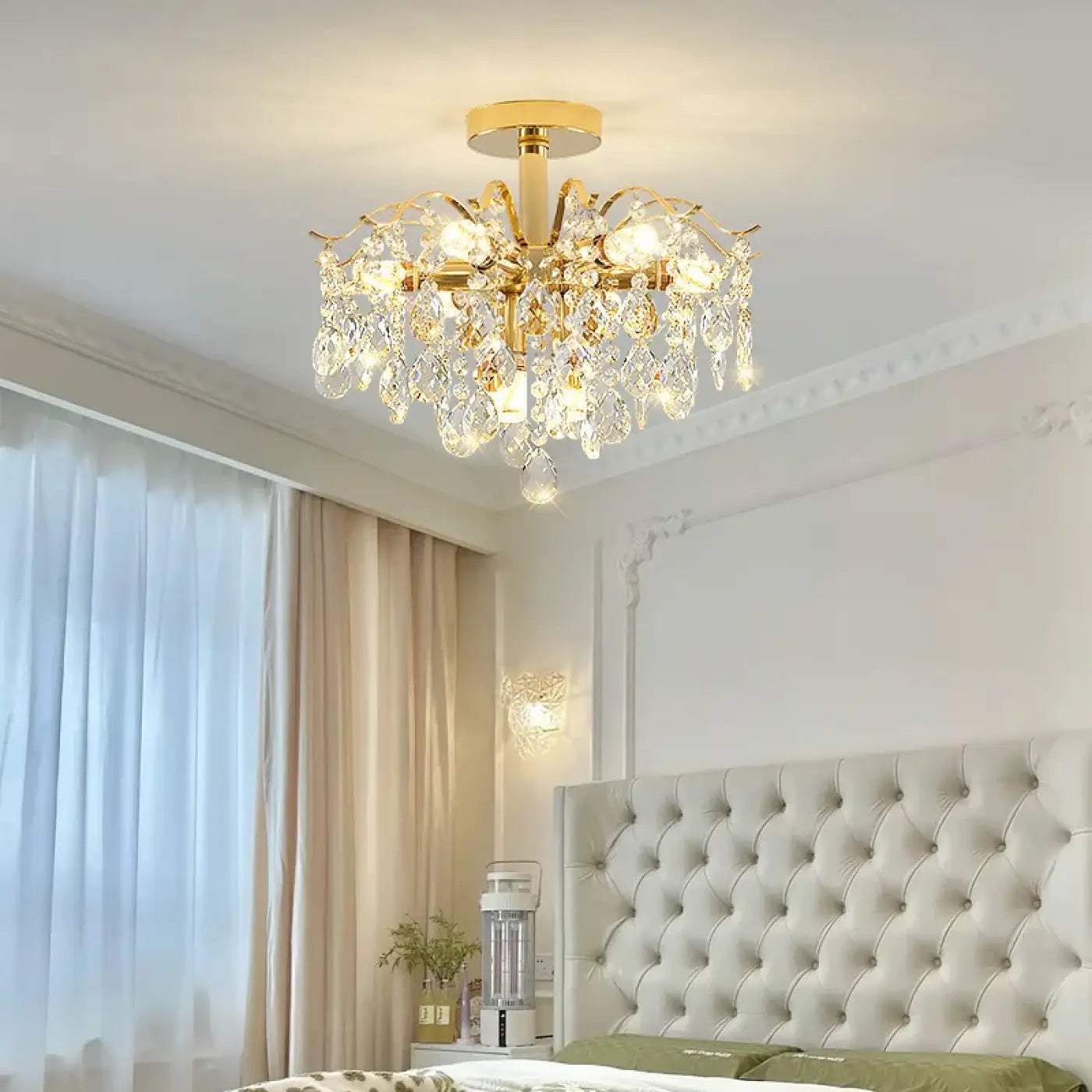 plafonnier-dore-cristal-style-classique-interieur-chic-lor-lumiere-847.webp