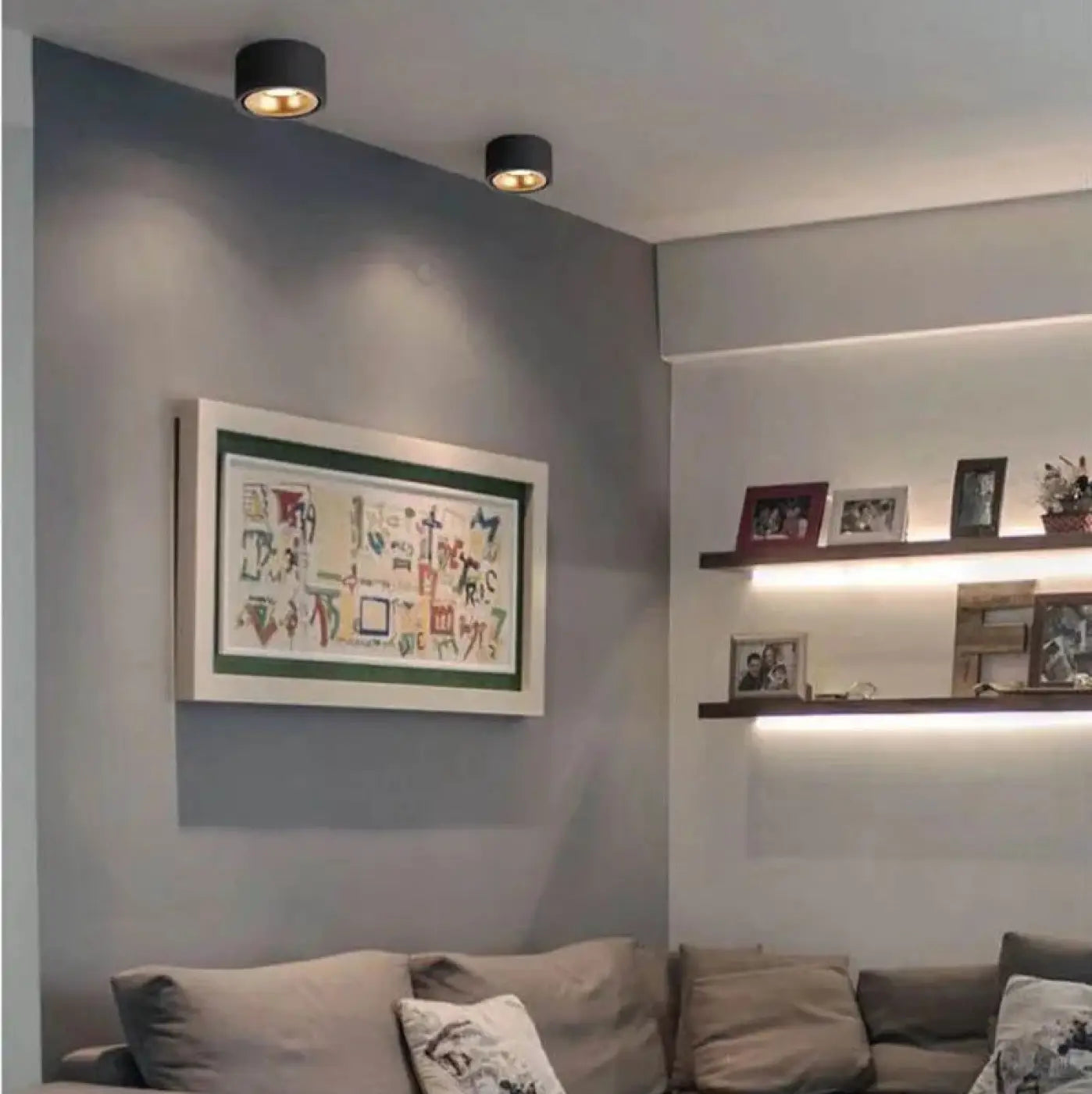 Compact black and gold aluminium LED ceiling light | DOLUL