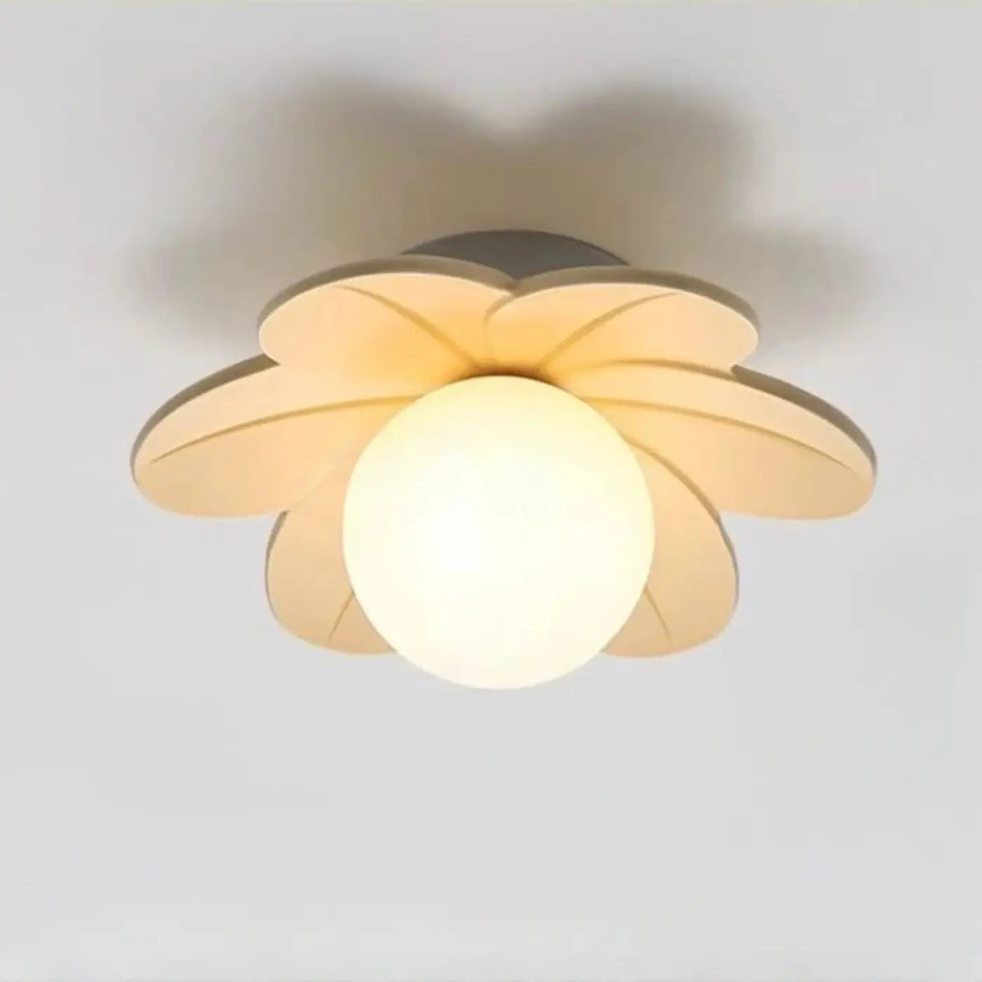 plafonnier-floral-moderne-diffuseur-spherique-verre-blanc-luminaire-558.webp