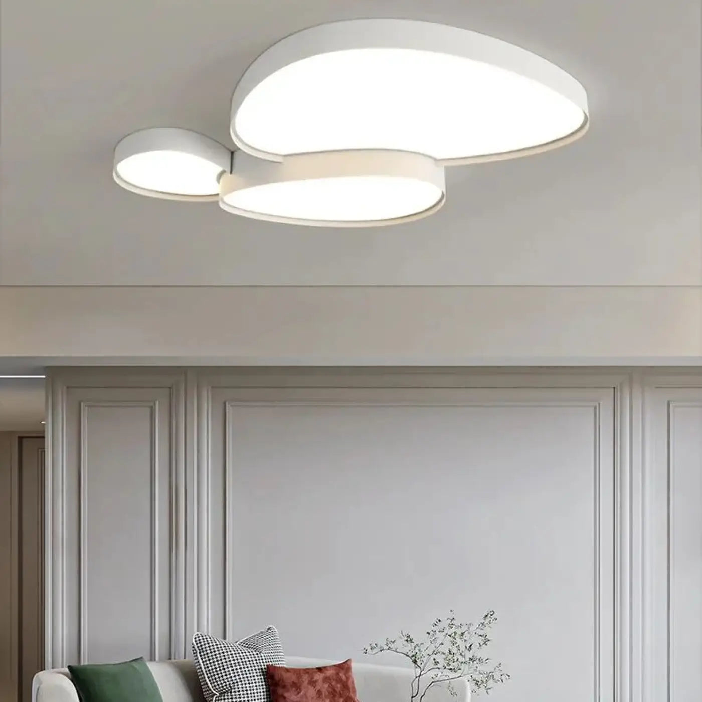 Organic shapes black and white LED ceiling light | ZERASU