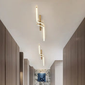 Linear gold or black LED ceiling light for living room | TIFO