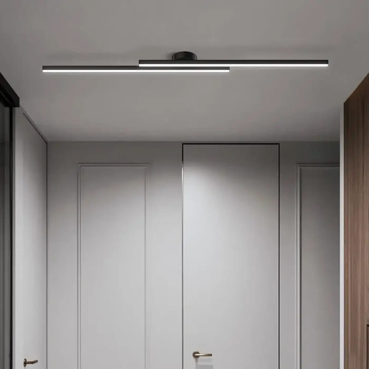 Linear black adjustable LED ceiling light | PIKON