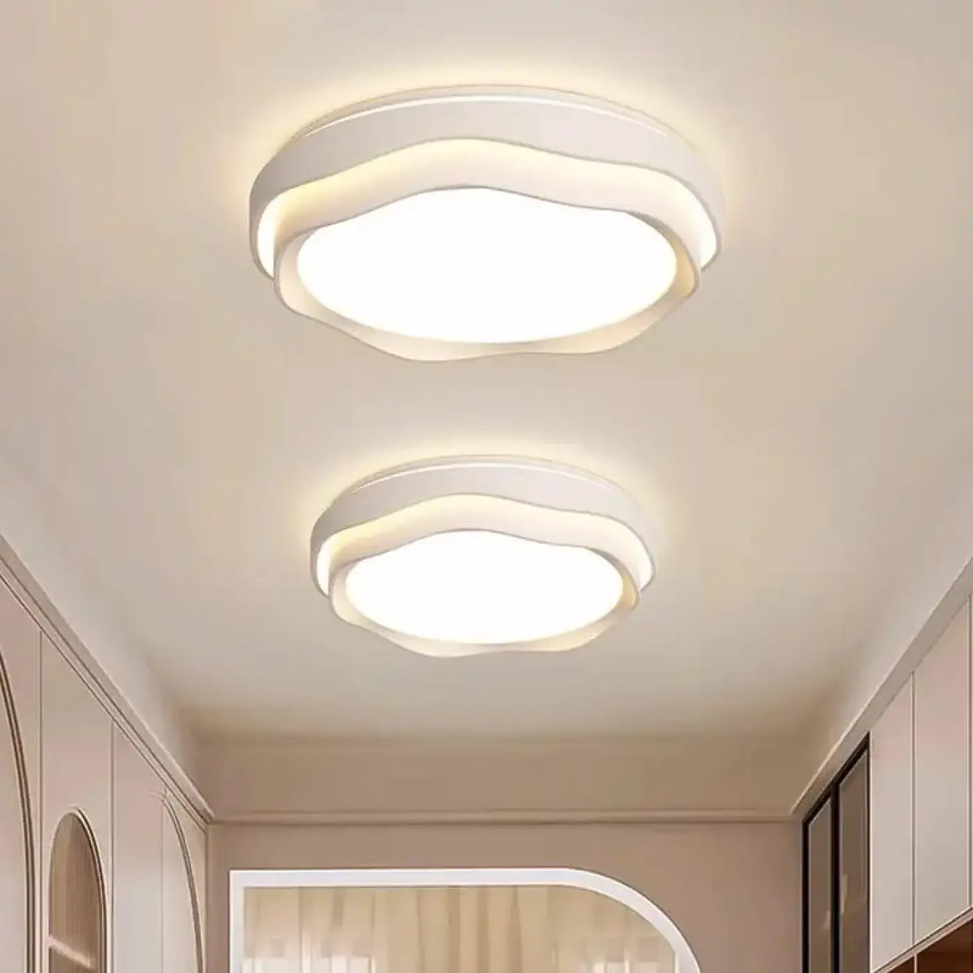 Scandinavian design curved wood LED ceiling light | ZUZEL