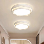 Scandinavian design curved wood LED ceiling light | ZUZEL