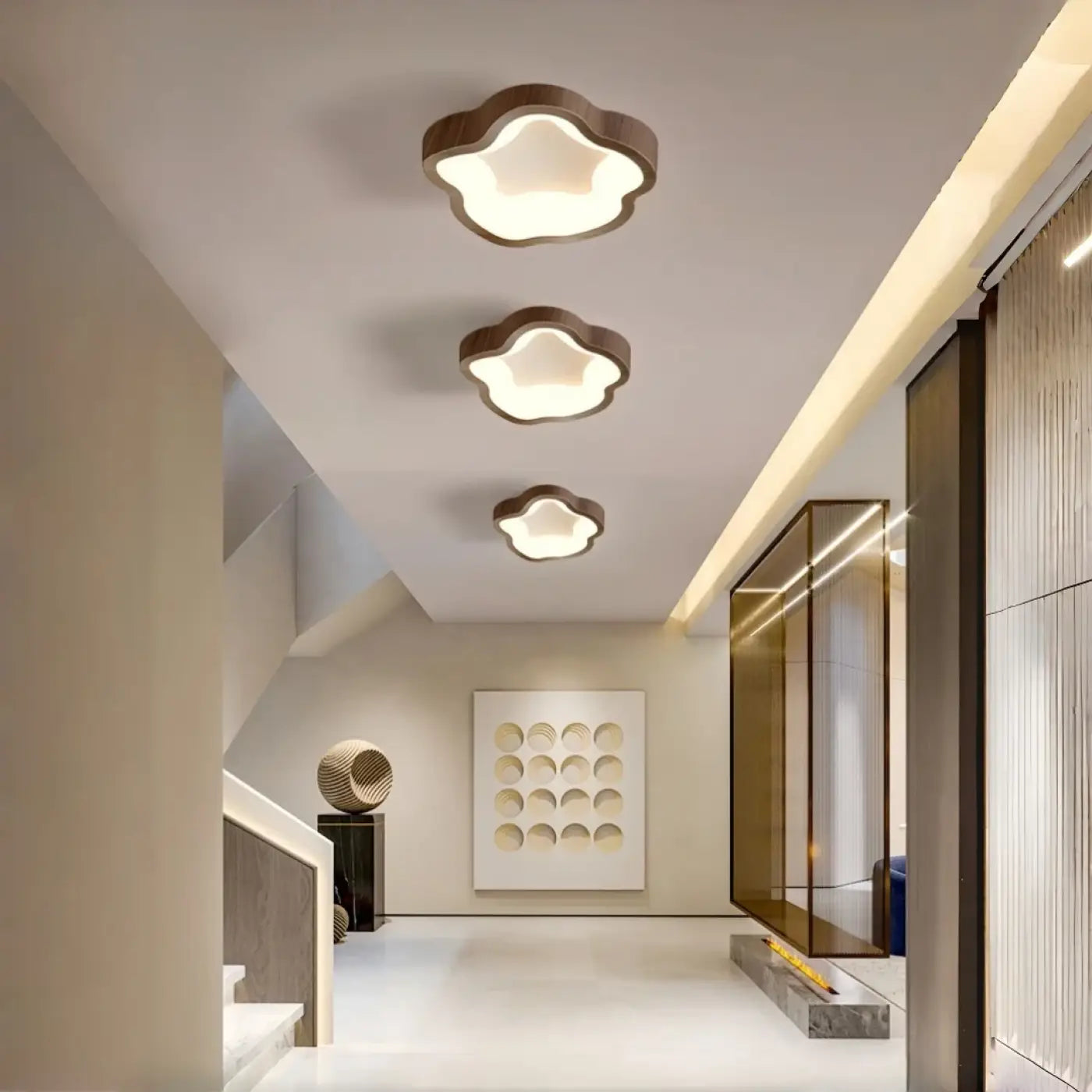 plafonnier-moderne-bois-aux-lignes-inspirees-nature-trois-luminaires-584.webp