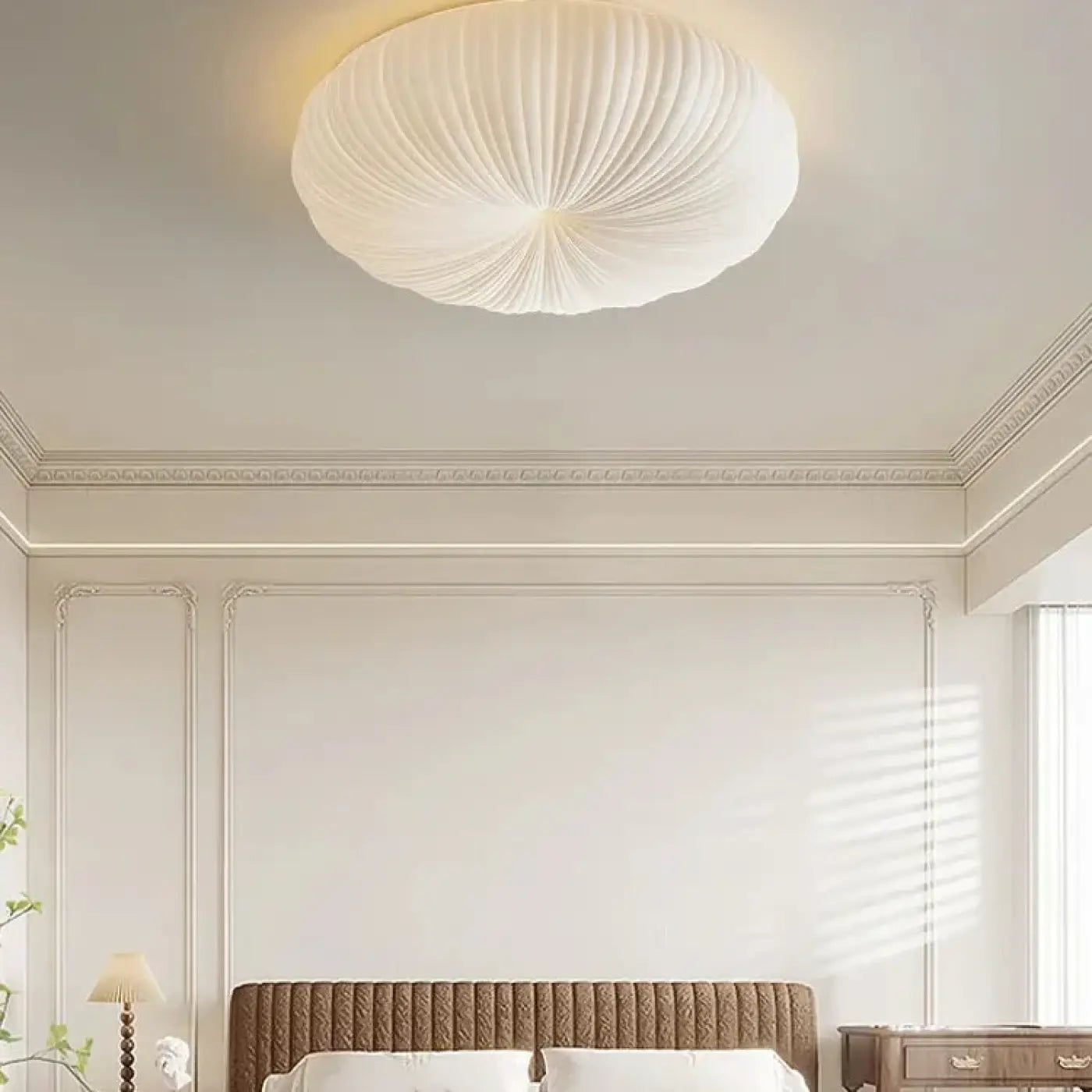 plafonnier-moderne-verre-blanc-effet-lumineux-luminaire-plafond-482.webp