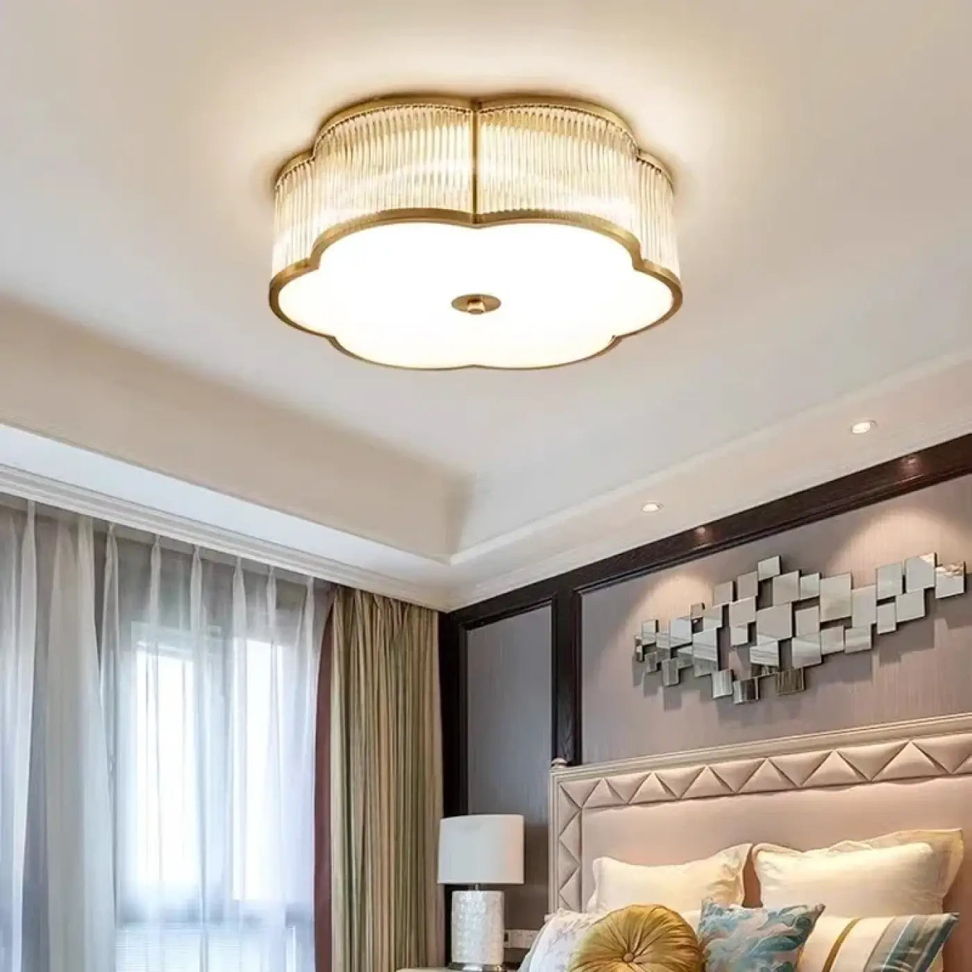 Design floral gold glass LED ceiling light | KAPATI