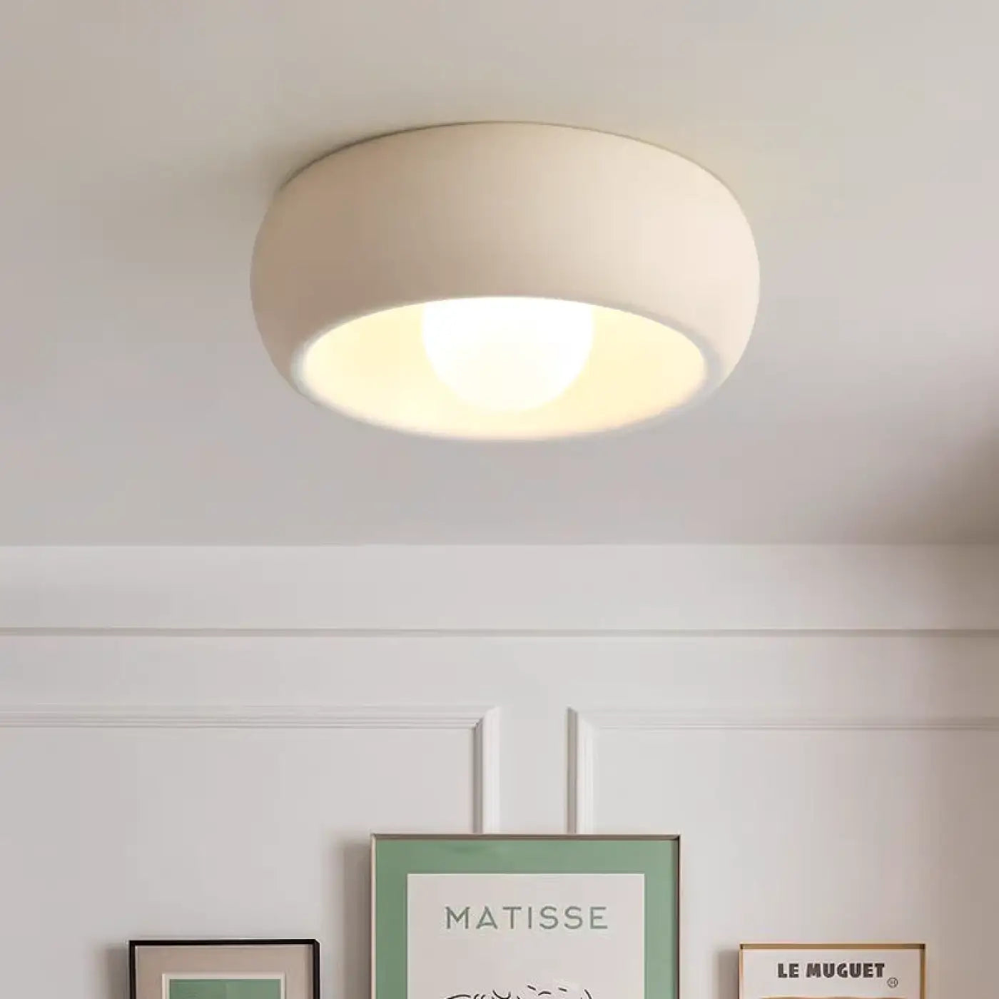 Modern round white LED ceiling light design | REVEHA