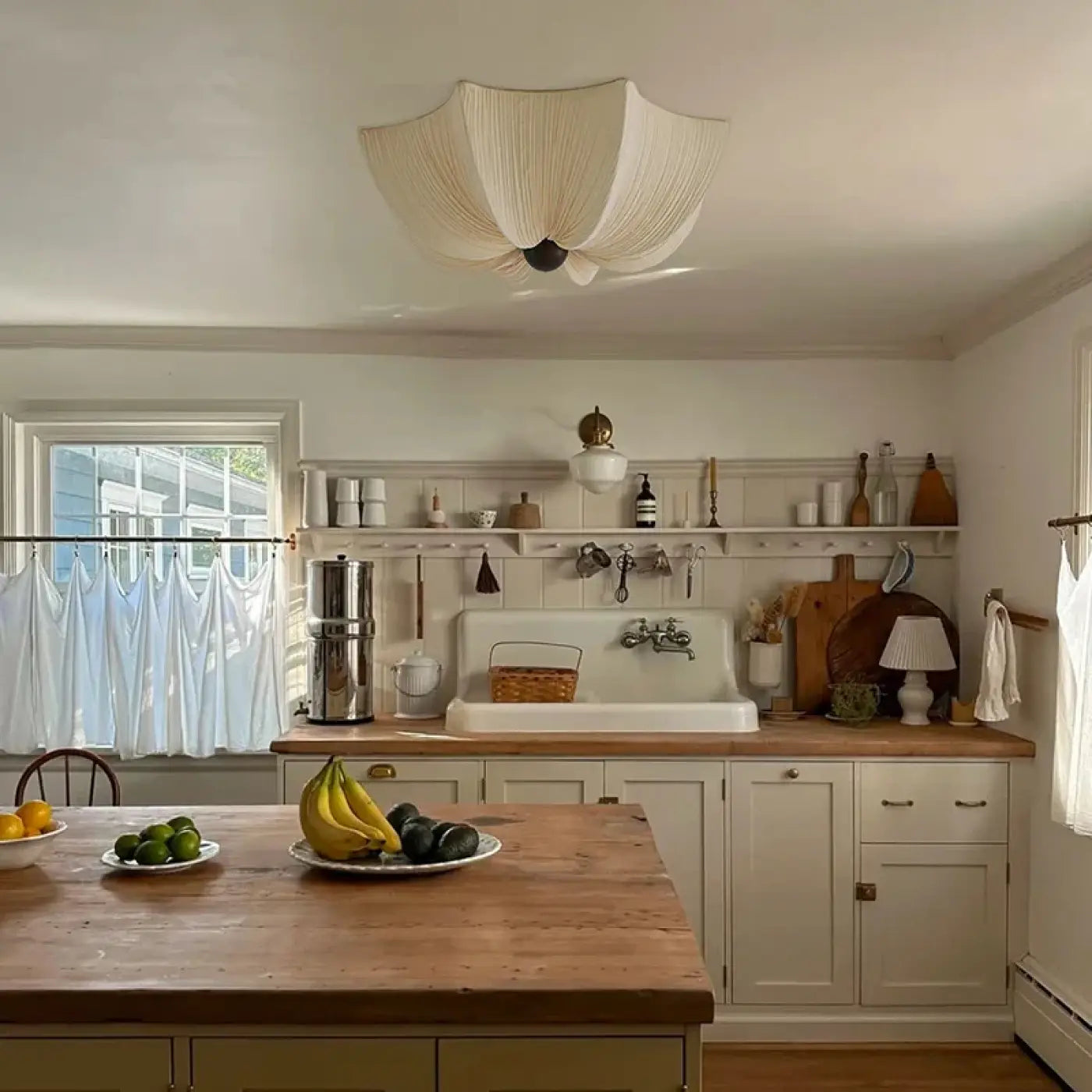 Beige pleated fabric flower-shaped ceiling light | MENAFU