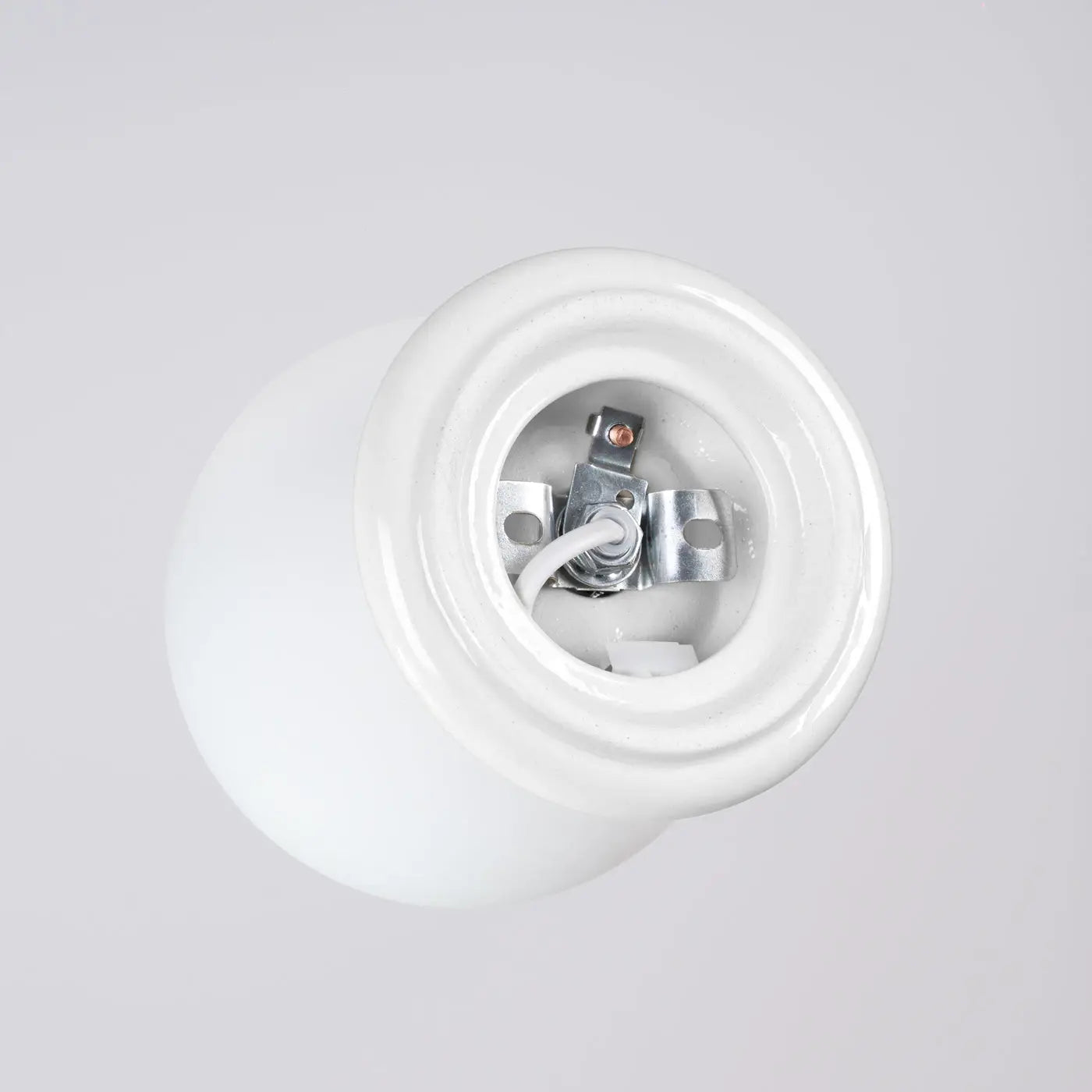 Modern white ceramic IP44 ceiling light | VONON
