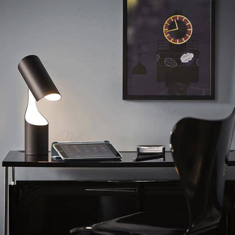 Lampe à poser design tube à LED